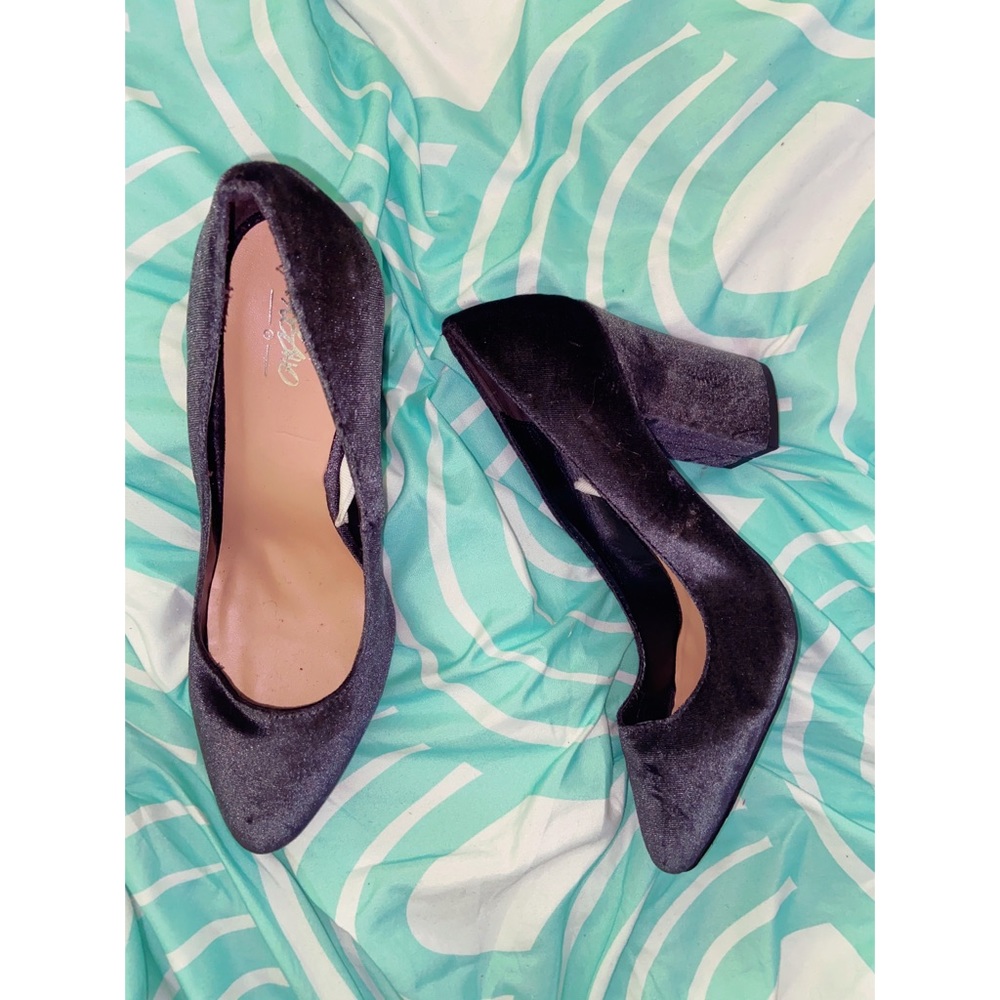 Grey velvet heels